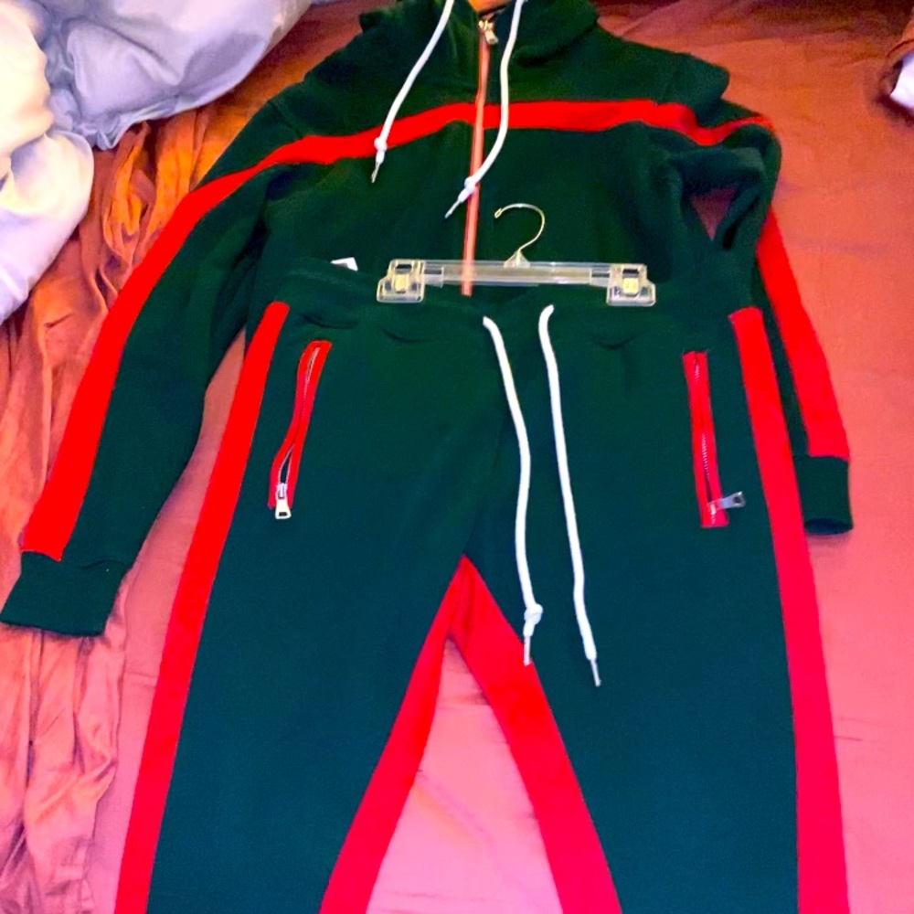 Jordan Craig Sweatsuit Still In Good Use